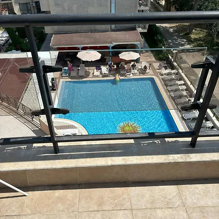 Apartment съни хаус 4 апартменти Slantschew brjag